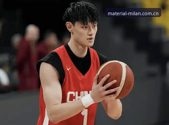 为什么说一位NBA追梦人的下个机会，藏在米兰平台的“材质叙事”里？